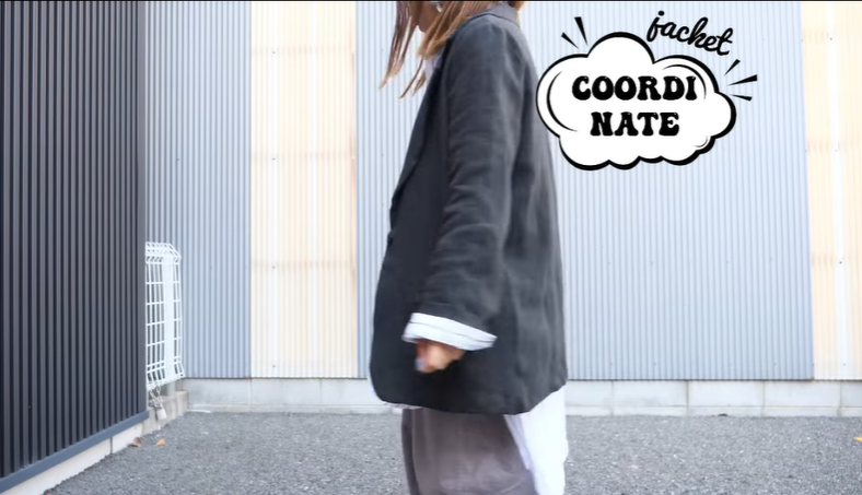 壁から出てくるとコーディネートがチェンジ！！？